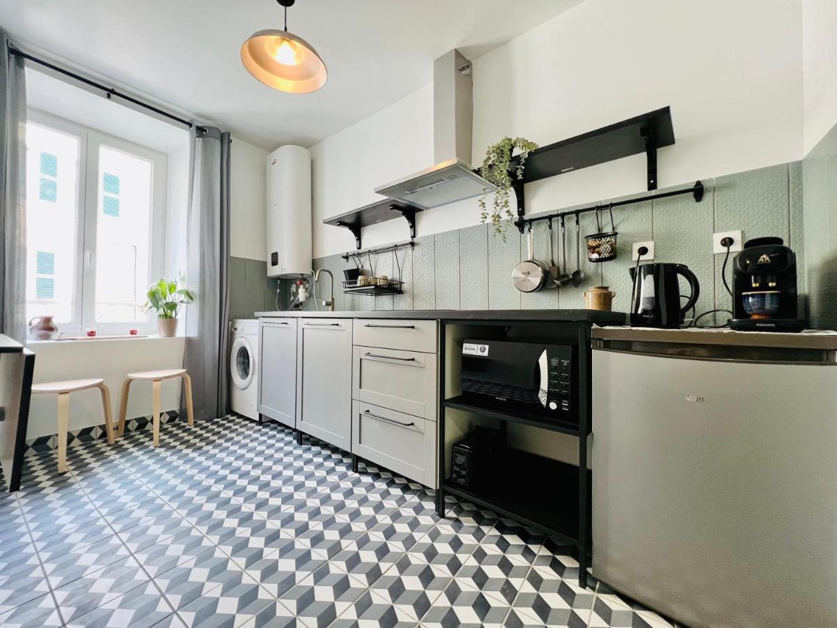 Dnn - Retro 1Br, Center Thiers - Free Wifi And Parking - Near Vichy, Clermont, Lyon Appartement Buitenkant foto